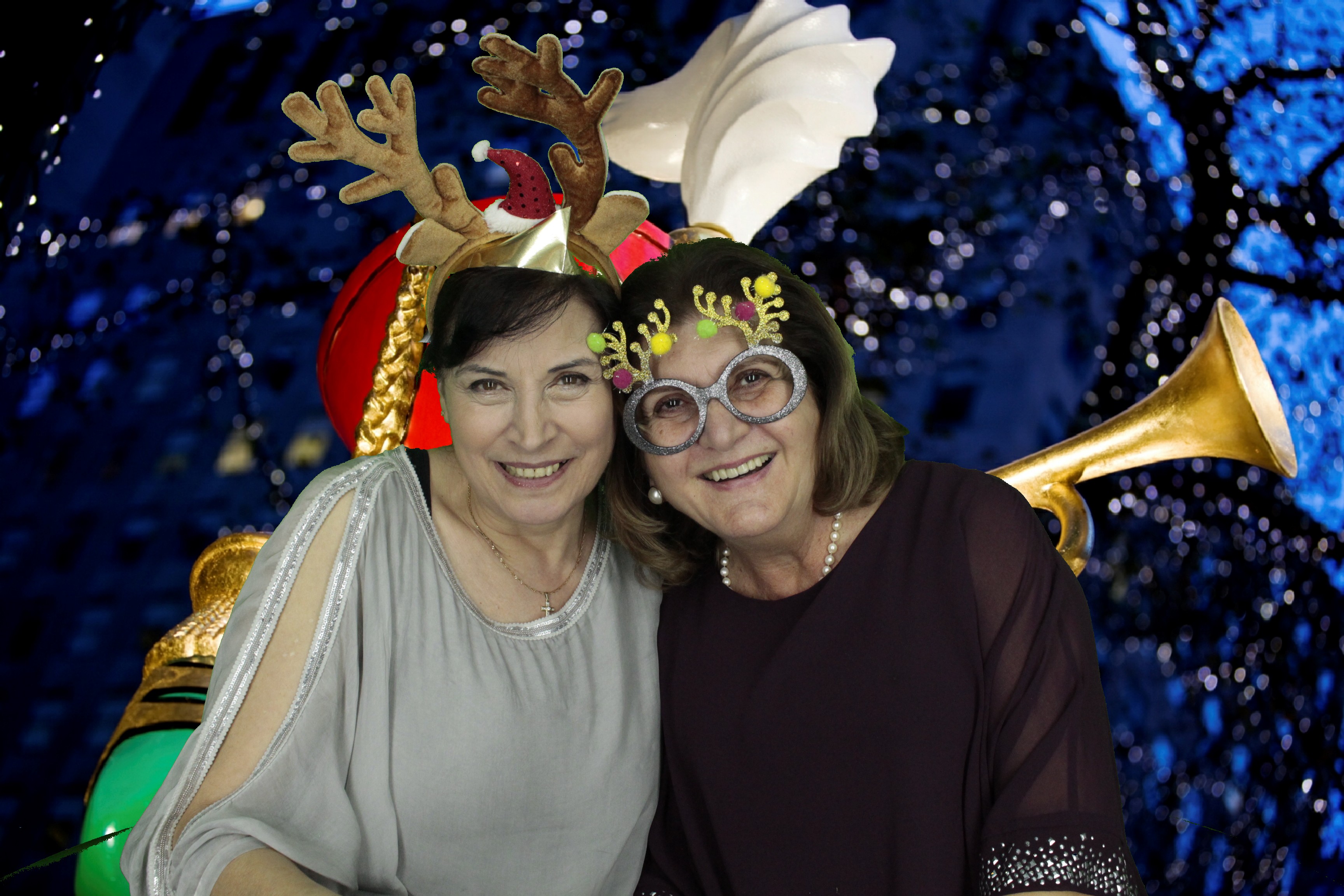 Silvermere Christmas Party | View more photos from the event at gallery.myphotoboothexperience.co.uk/u/MyPhotoBoothExperienceLtd/Silvermere-Christmas-Party-2